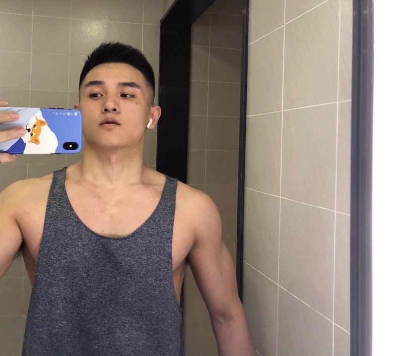 李文亮的第一张照片--新竹残疾人相亲网
