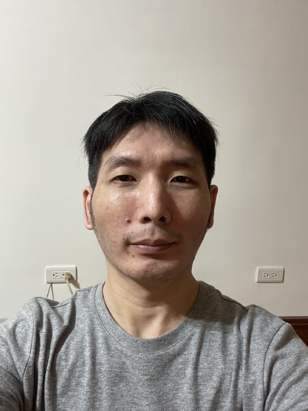 小成的第一张照片--新竹残疾人相亲网