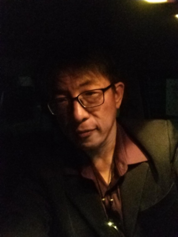 隱姓埋名的第一张照片--新竹残疾人相亲网